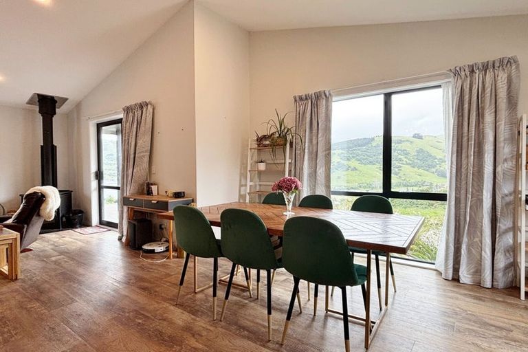 Photo of property in 19 Totara Drive, Duvauchelle, 7581