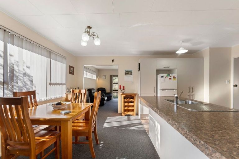 Photo of property in 111 Waikawa Road, Picton, 7220