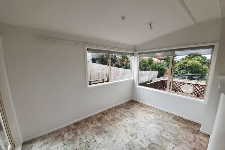 Photo of property in 1/54 Evans Road, Weymouth, Auckland, 2103