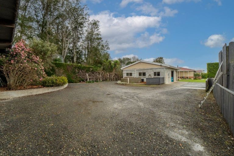 Photo of property in 65 Wallacetown Lorneville Highway, Lorneville, Invercargill, 9874