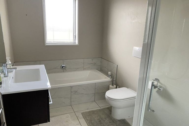 Photo of property in 20 Nyoli Street, Northcote, Christchurch, 8052