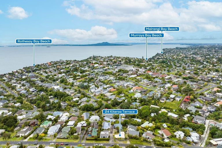 Photo of property in 24 Kiteroa Terrace, Rothesay Bay, Auckland, 0630