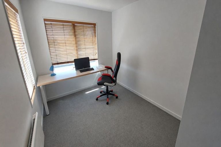 Photo of property in 4/17 Eversleigh Street, St Albans, Christchurch, 8014