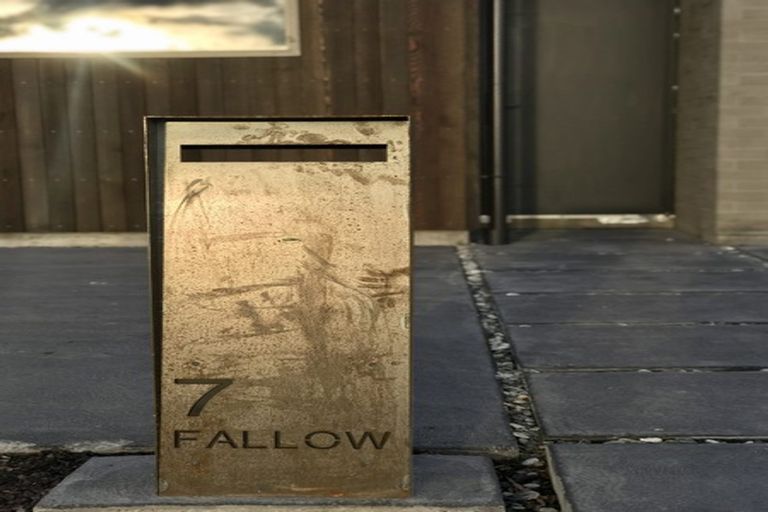 Photo of property in 7 Fallow Street, Jacks Point, 9371