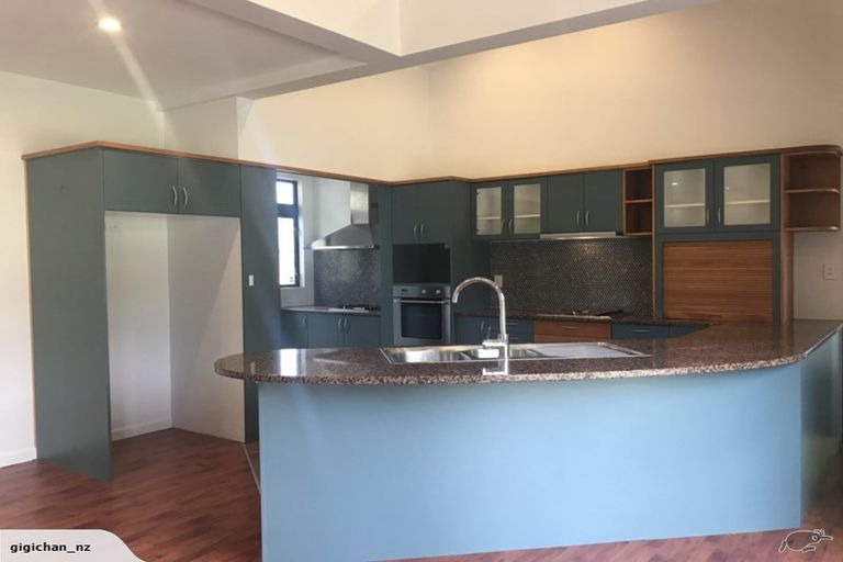 Photo of property in 41 Oak Manor Drive, Albany, Auckland, 0632