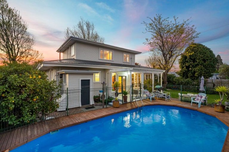 Photo of property in 21 Howick Road, Blenheim, 7201