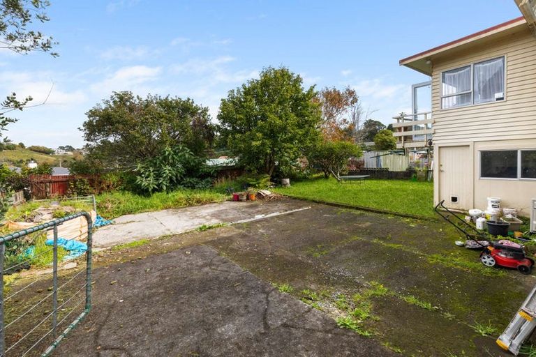 Photo of property in 119 Omata Road, Marfell, New Plymouth, 4310