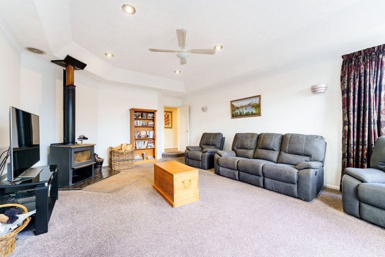 Photo of property in 27 Cherry Drive, Mosgiel, 9024