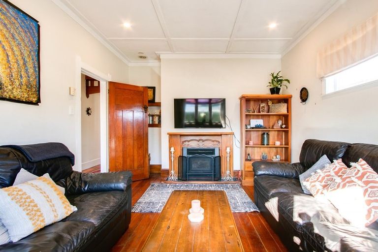 Photo of property in 28 Ashridge Road, Napier South, Napier, 4110
