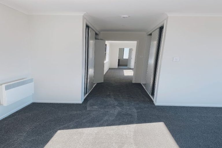 Photo of property in 10 Awamarino Way, Westgate, Auckland, 0614