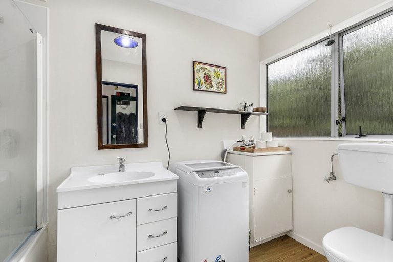 Photo of property in 2b Chancellor Way, Crofton Downs, Wellington, 6035