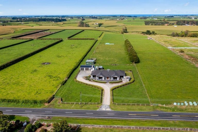 Photo of property in 105 Mawhitiwhiti Road, Normanby, Hawera, 4675