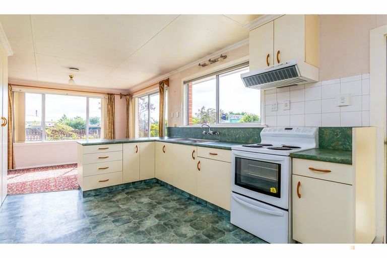 Photo of property in 85 Shearman Street, Waimate, 7924