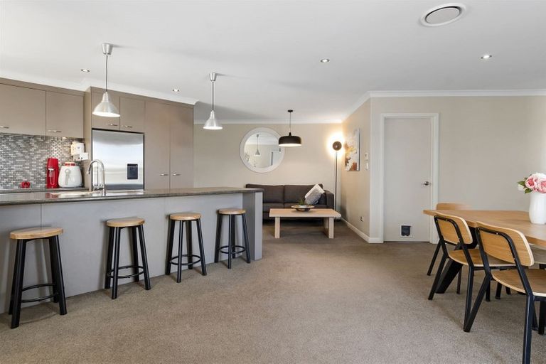 Photo of property in 124 Castlewold Drive, Bethlehem, Tauranga, 3110