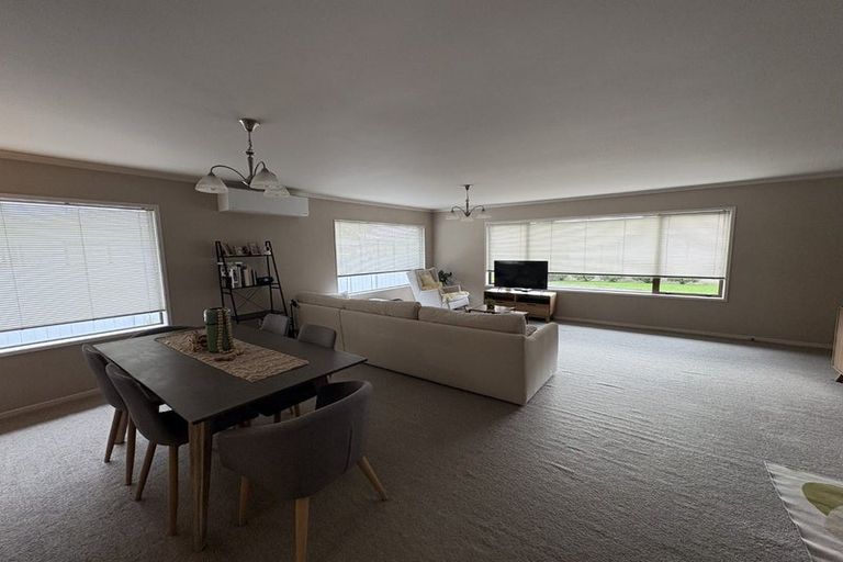 Photo of property in 3/43 Middle Road, Havelock North, 4130