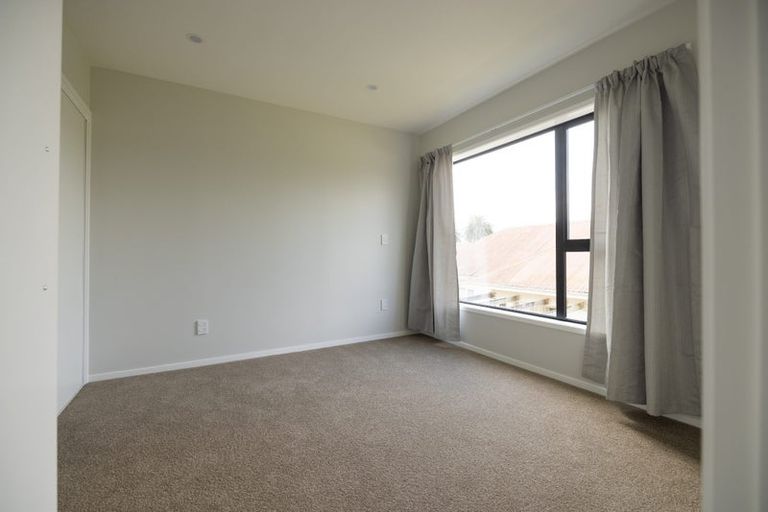 Photo of property in 2/24 Parson Lane, Papatoetoe, Auckland, 2025