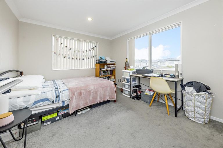 Photo of property in 20 Rohi Place, Flat Bush, Auckland, 2019