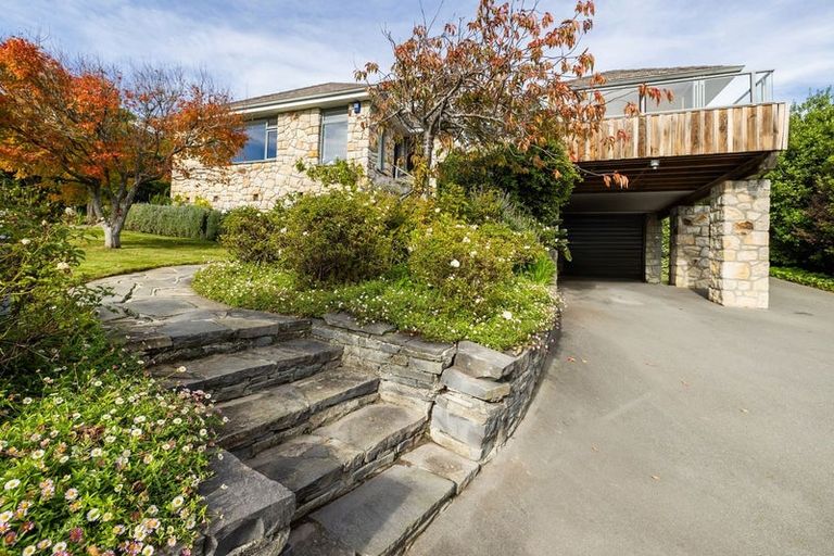 Photo of property in 8 The Rise, Mount Pleasant, Christchurch, 8081