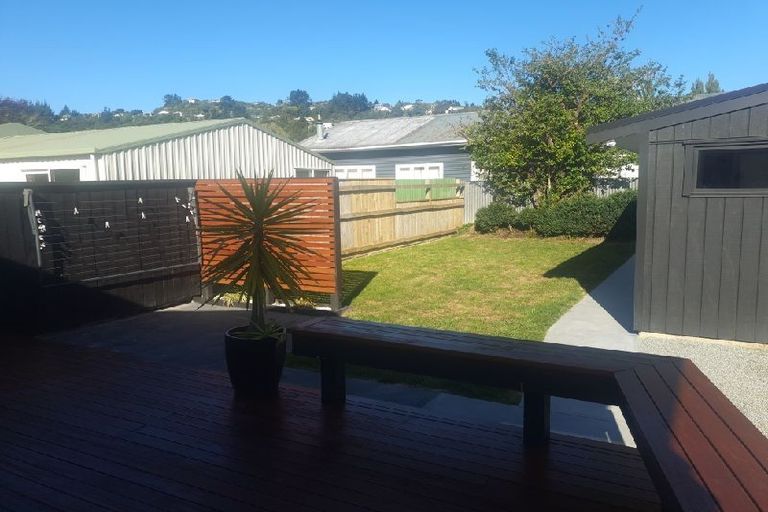 Photo of property in 14 Golf Road, Manor Park, Lower Hutt, 5019