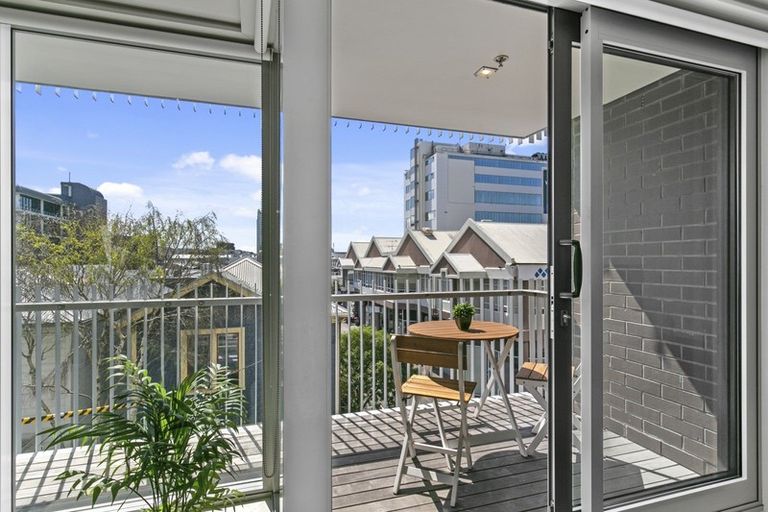 Photo of property in Republic Apartments, 2a/11 Tennyson Street, Te Aro, Wellington, 6011