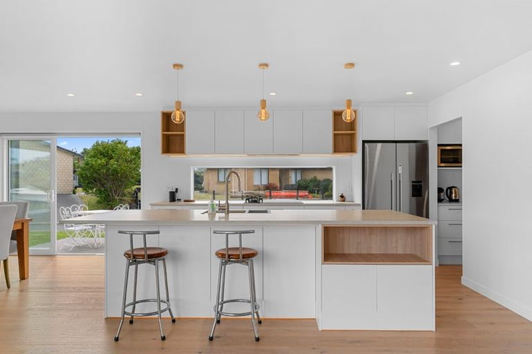 Photo of property in 24 Waterman Drive, Langs Beach, Waipu, 0582