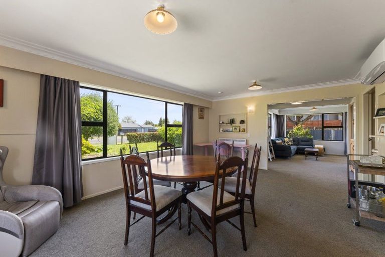 Photo of property in 8 Tamatea Road, Taupo, 3330