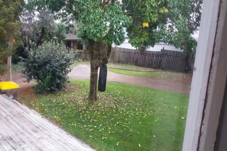 Photo of property in 17 Boyd Avenue, Mangere Bridge, Auckland, 2022