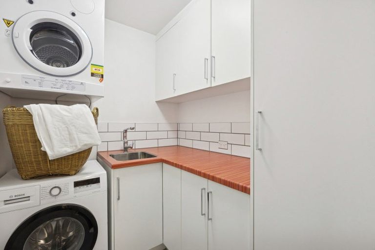 Photo of property in 16 Grendon Street, Maori Hill, Dunedin, 9010