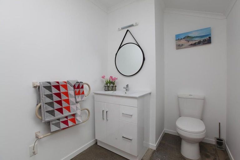 Photo of property in 43 Hastings Place, Hamilton Lake, Hamilton, 3204