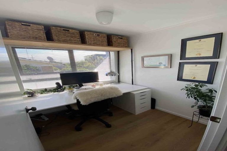 Photo of property in 4/327 Great South Road, Papakura, 2110