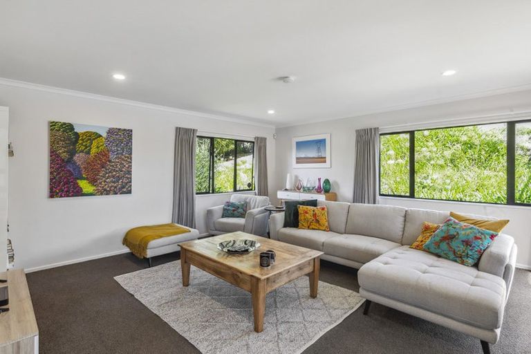 Photo of property in 41 Quadrant Heights, Paraparaumu, 5032