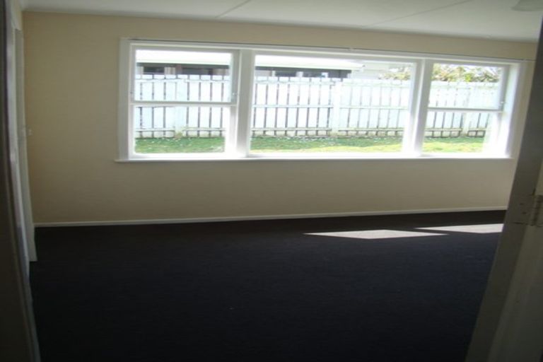 Photo of property in 3d Fulton Crescent, Otara, Auckland, 2023
