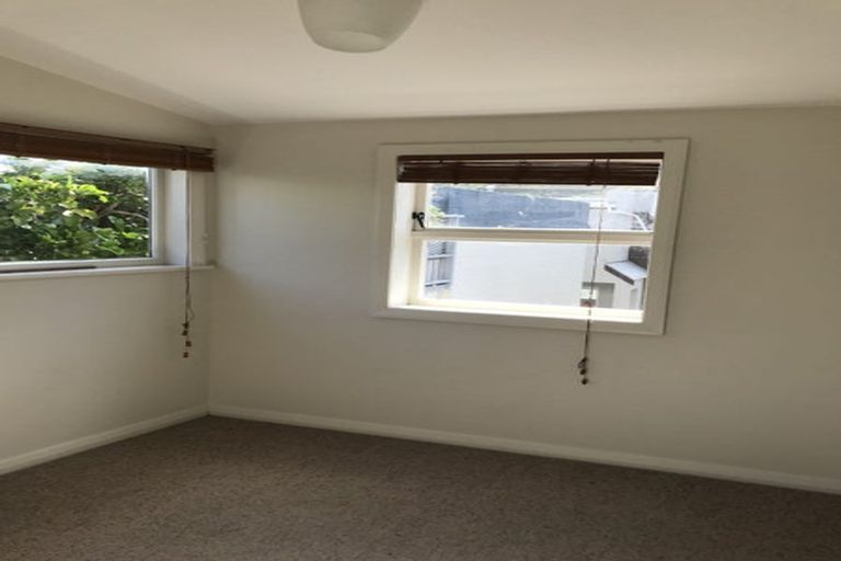 Photo of property in 134 Mitchell Street, Brooklyn, Wellington, 6021