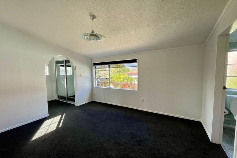 Photo of property in 18a Wai-iti Crescent, Woburn, Lower Hutt, 5010