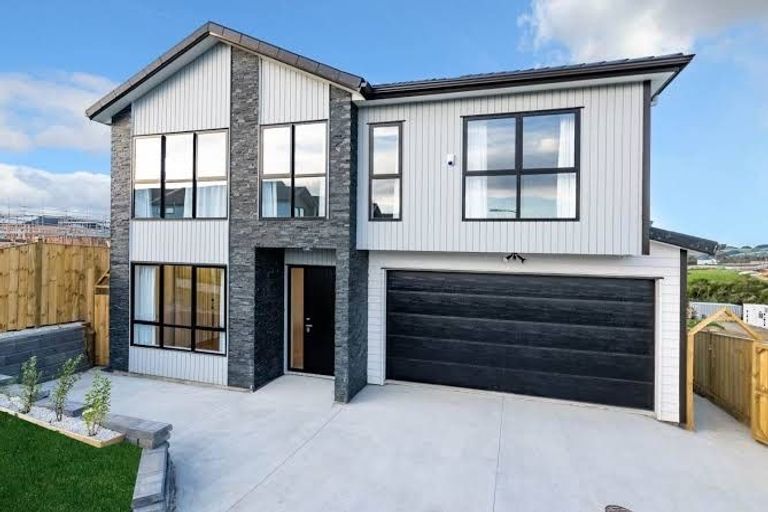 Photo of property in 32 Goodfellow Lane, Flat Bush, Auckland, 2019