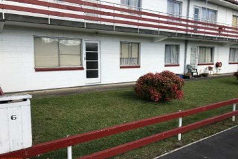 Photo of property in 23a Wye Street, Island Bay, Wellington, 6023