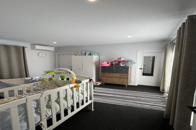 Photo of property in 121 Battalion Drive, Papakura, 2110