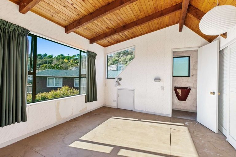 Photo of property in 46 De Luen Avenue, Tindalls Beach, Whangaparaoa, 0930