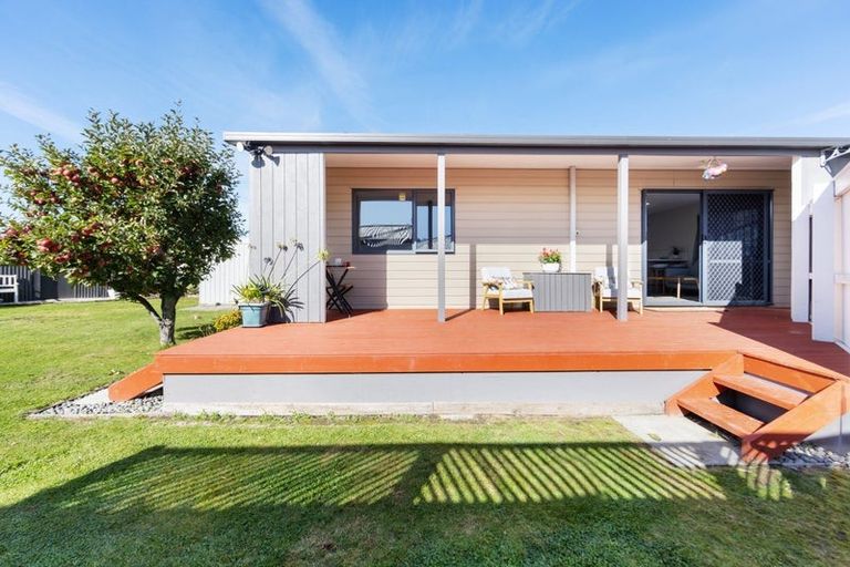 Photo of property in 20a Tiora Place, Upper Riccarton, Christchurch, 8041