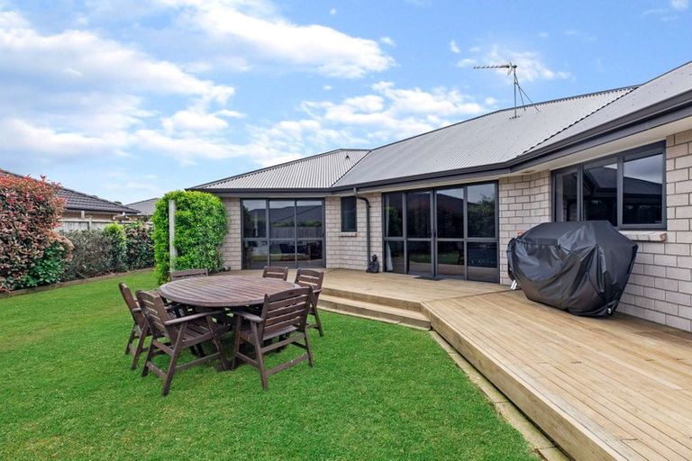 Photo of property in 3 Margaret Place, Waiuku, 2123