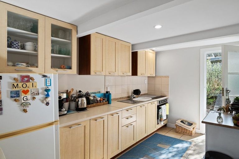 Photo of property in 2/531 Beach Road, Murrays Bay, Auckland, 0630