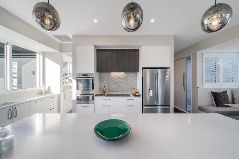 Photo of property in 10 Silver Peaks Drive, West Melton, 7618