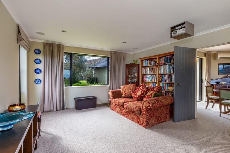 Photo of property in 172 Hill View Drive, Acacia Bay, Taupo, 3385