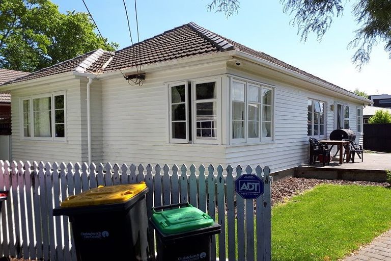Photo of property in 1/241 Ilam Road, Ilam, Christchurch, 8041