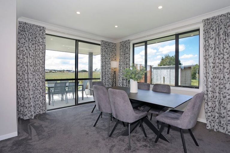 Photo of property in 6 George Street, Bulls, 4818