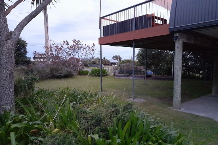 Photo of property in 65 Harper Road, Waimarama, Havelock North, 4294