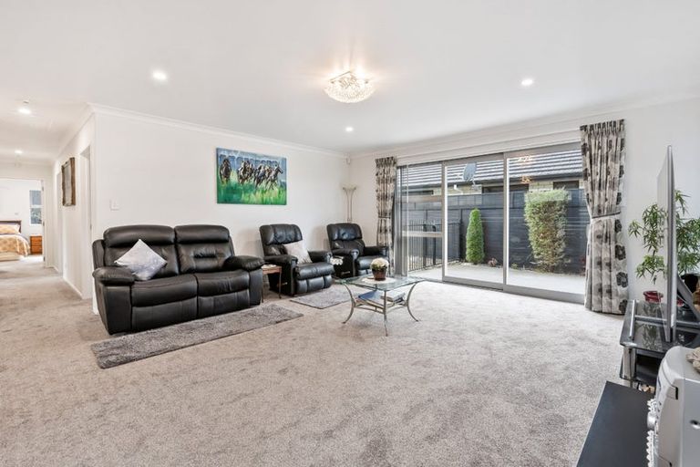 Photo of property in 19 Lake Drive, Tikipunga, Whangarei, 0112