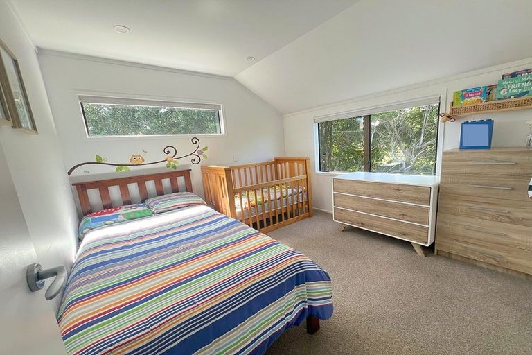 Photo of property in 2/24 Hattaway Avenue, Bucklands Beach, Auckland, 2012