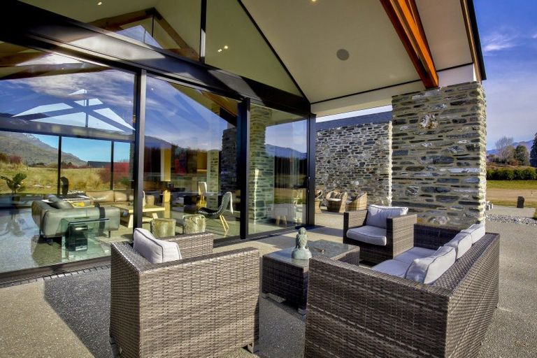 Photo of property in 281 Lower Shotover Road, Speargrass Flat, Queenstown, 9371