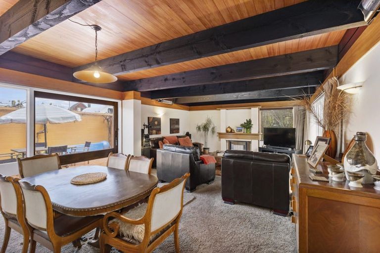 Photo of property in 20 Wai-iti Crescent, Woburn, Lower Hutt, 5010